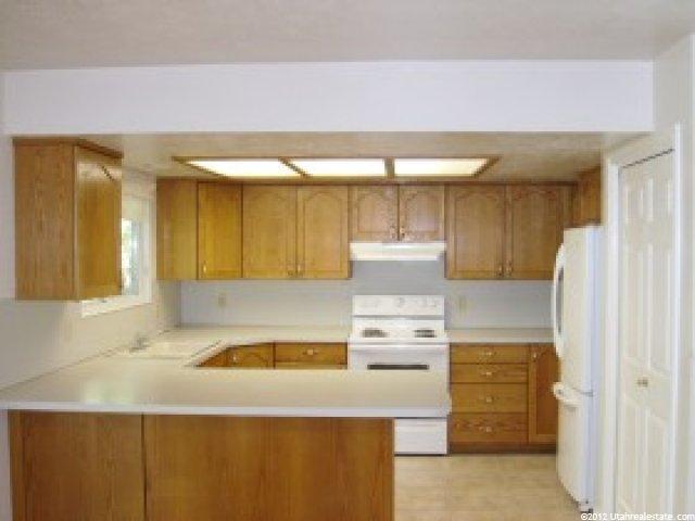 1405 E Snowcreek Dr, Layton, UT 84040 — photo 3