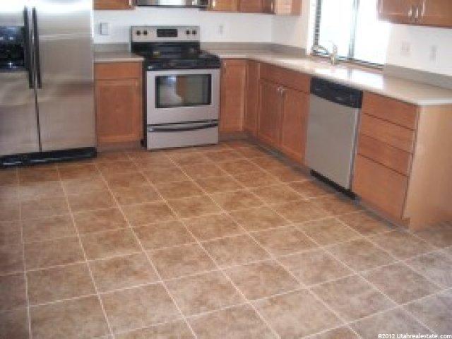 1227 E 2450 N, Layton, UT 84040 — photo 3