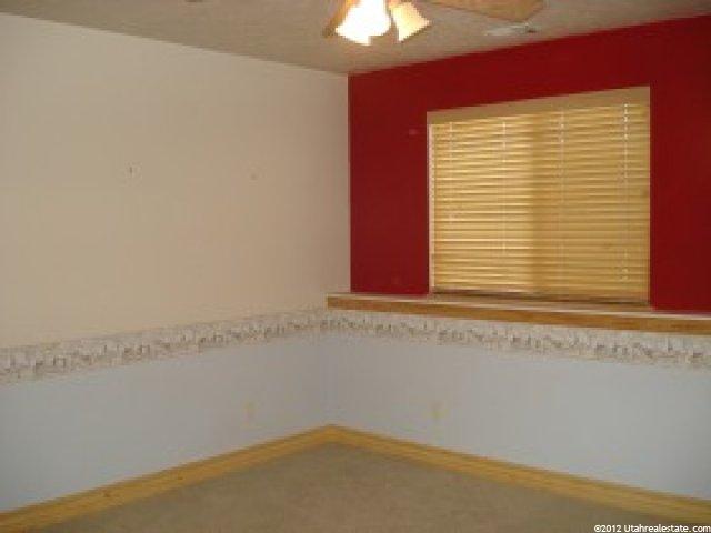 922 W 2920 S, Syracuse, UT 84075 — photo 10