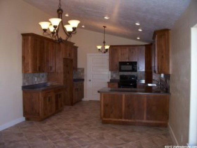 657 E 1750 S, Naples, UT 84078 — photo 2
