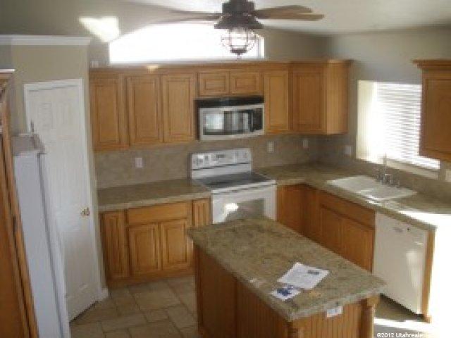280 E 300 N, Millville, UT 84326 — photo 11