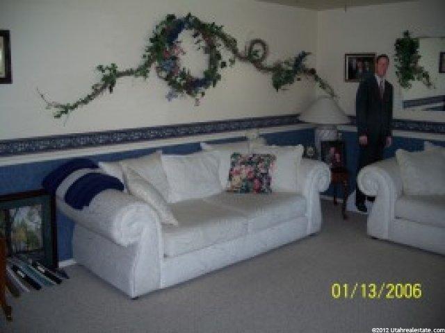 207 W 2525 N, Sunset, UT 84015 — photo 2