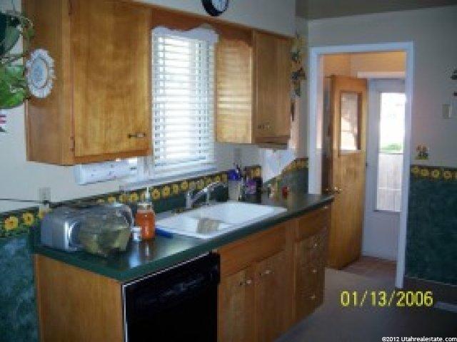 207 W 2525 N, Sunset, UT 84015 — photo 5
