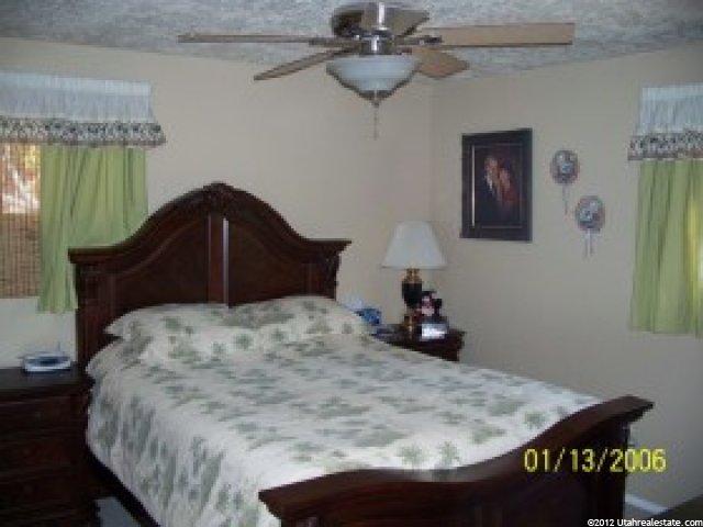 207 W 2525 N, Sunset, UT 84015 — photo 7