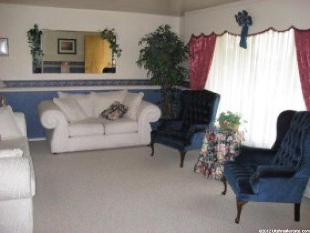 207 W 2525 N, Sunset, UT 84015 — photo 10