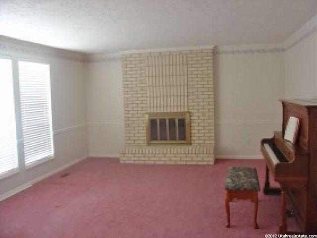 83 Sunset Dr, Farmington, UT 84025 — photo 2