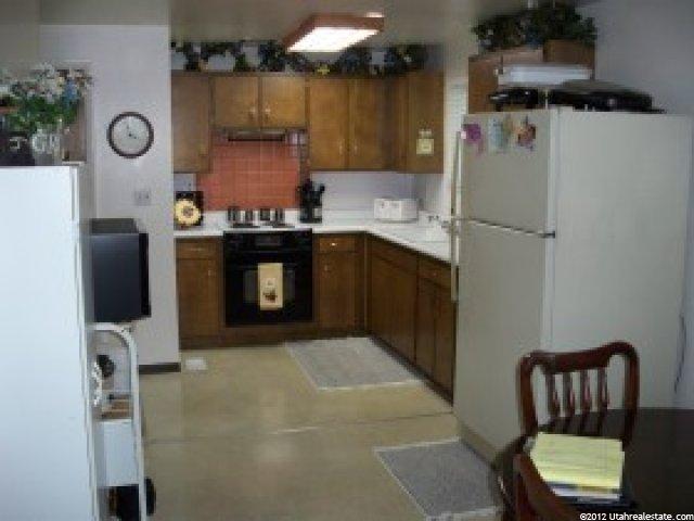 381 W 2300 N, Sunset, UT 84015 — photo 2