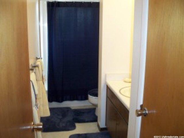 381 W 2300 N, Sunset, UT 84015 — photo 4