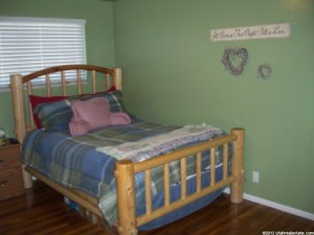 381 W 2300 N, Sunset, UT 84015 — photo 6