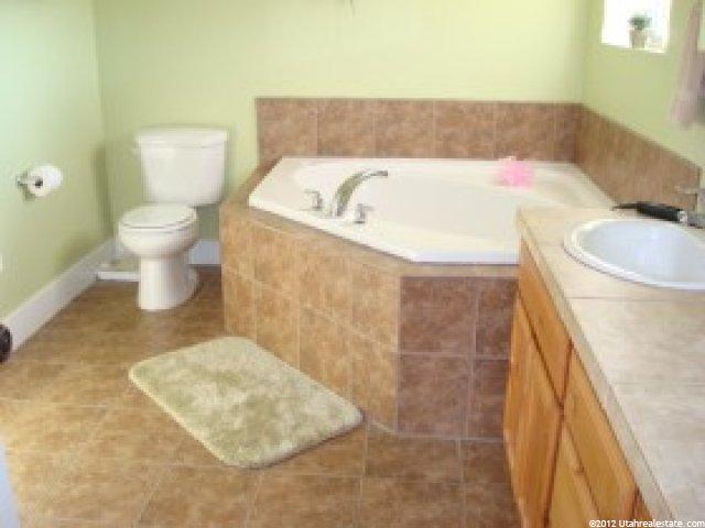 566 S 300 W, Garland, UT 84312 — photo 5