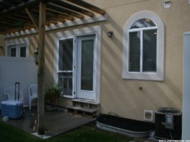9489 Fairway View Dr, Sandy, UT 84070 — photo 2