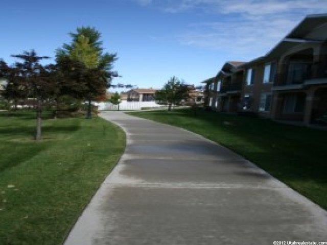 9489 Fairway View Dr, Sandy, UT 84070 — photo 3
