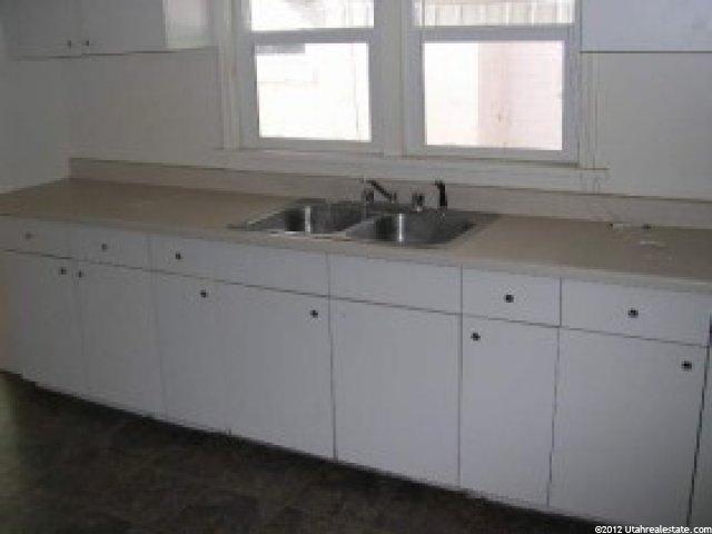 2145 S Madison Ave E, Ogden, UT 84401 — photo 3