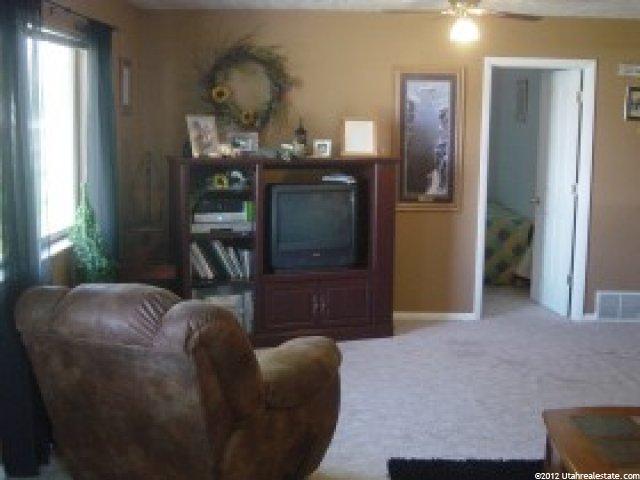 860 E 200 S, Lewiston, UT 84320 — photo 3