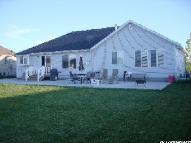 2384 W 2650 N, Clinton, UT 84015 — photo 2