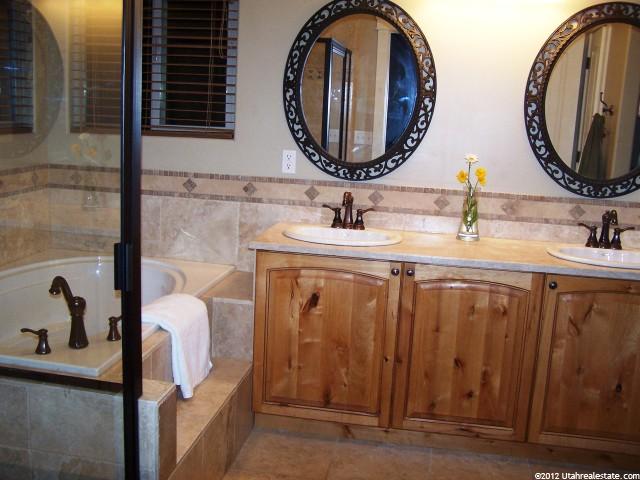 1068 Suncrest Ln, Kaysville, UT 84037 — photo 8