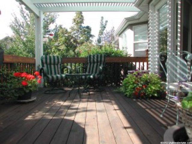 349 W 850 N, Centerville, UT 84014 — photo 6