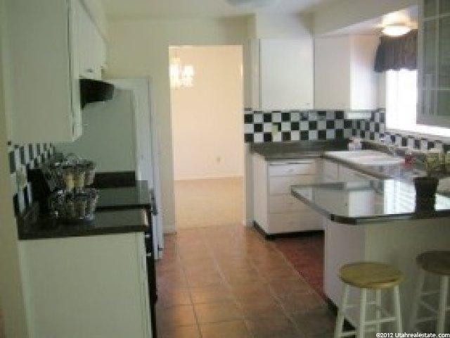 1089 Edgewood Dr, Ogden, UT 84403 — photo 4