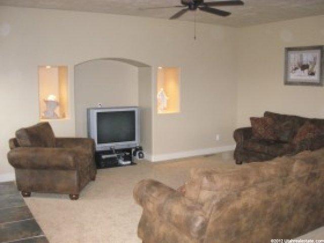 137 E 820 S, Santaquin, UT 84655 — photo 11