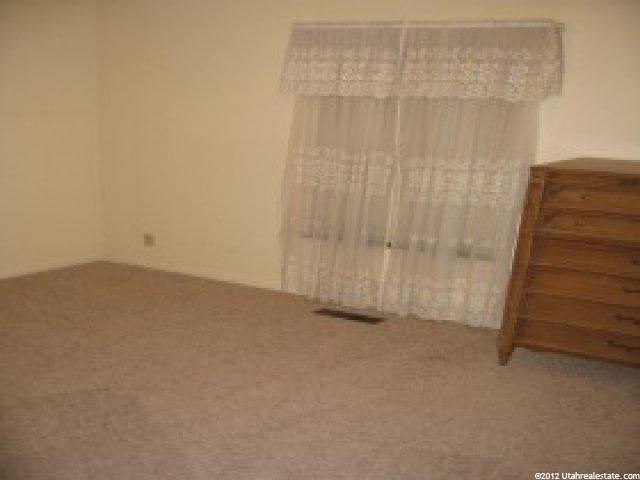 328 S 725 E, Layton, UT 84041 — photo 6