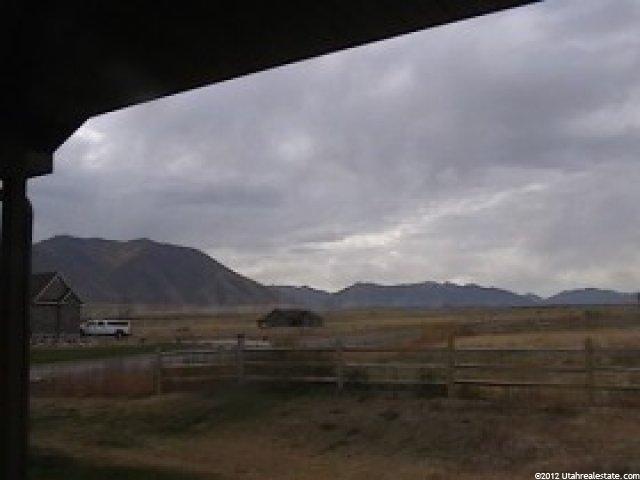 1036 E Black Rock Rd, Lake Point, UT 84074 — photo 2