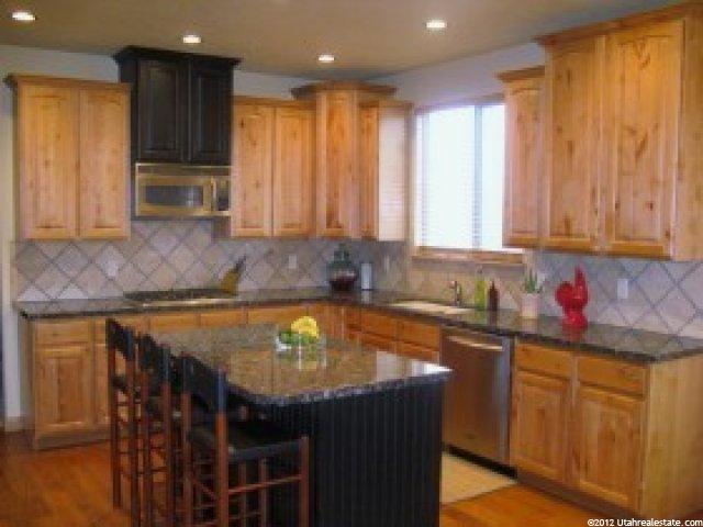1045 Black Forest Dr, Sandy, UT 84094 — photo 2