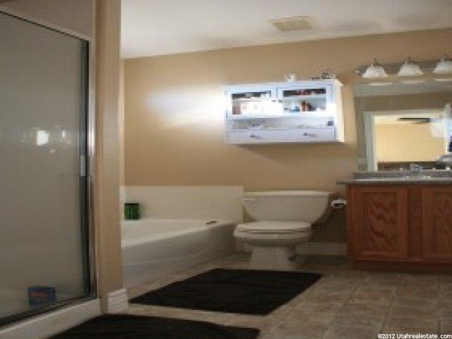 1448 N Heather Ln W, Syracuse, UT 84075 — photo 10