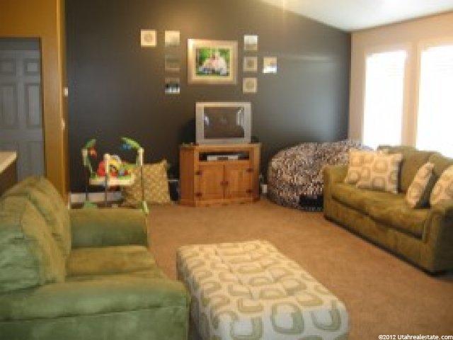 231 E 270 N, Providence, UT 84332 — photo 5