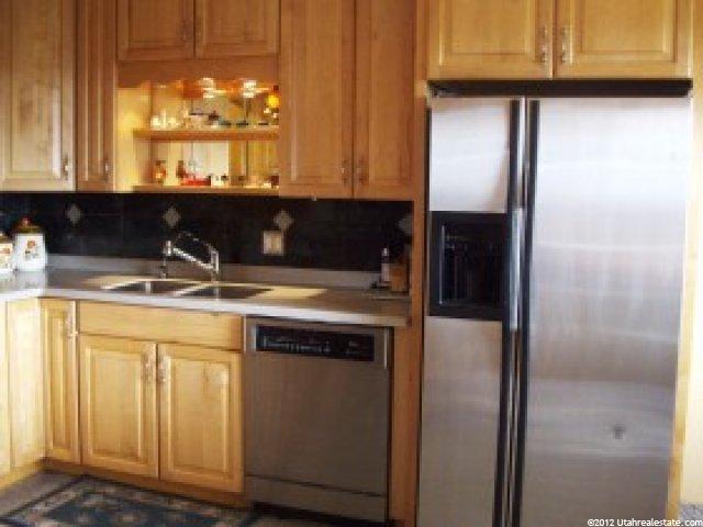 1245 Henderson Dr, Ogden, UT 84404 — photo 3