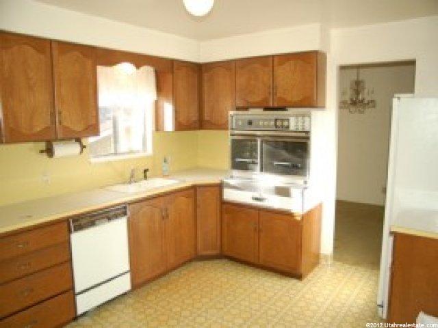 6756 S 300 E, Midvale, UT 84047 — photo 2
