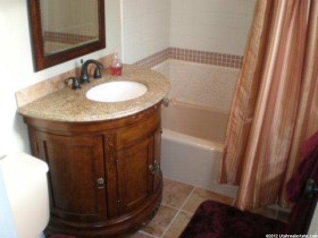 1898 S 900 E, Bountiful, UT 84010 — photo 11