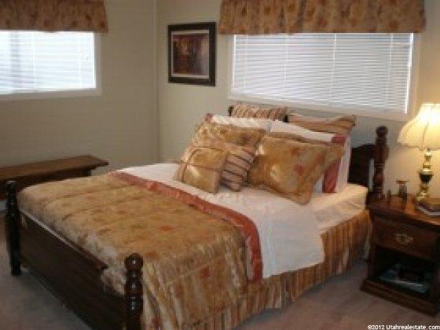 1898 S 900 E, Bountiful, UT 84010 — photo 10
