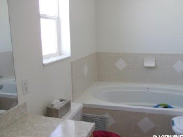 5169 S 2800 W, Roy, UT 84067 — photo 10