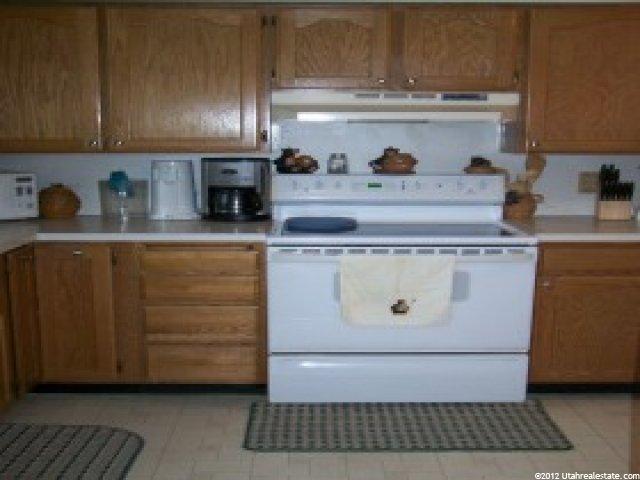 2006 W 5500 S, Roy, UT 84067 — photo 4