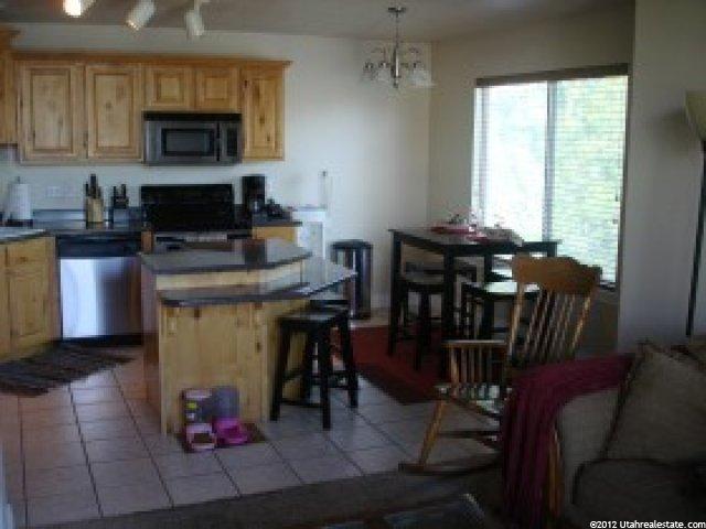 688 Orchard Dr, Bountiful, UT 84010 — photo 2
