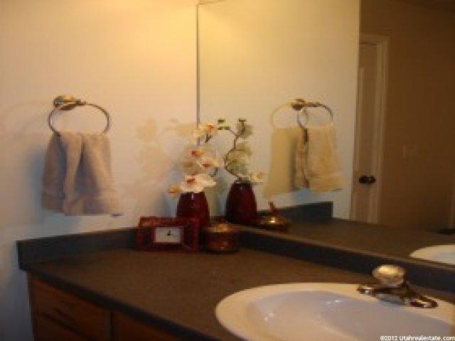 688 Orchard Dr, Bountiful, UT 84010 — photo 6