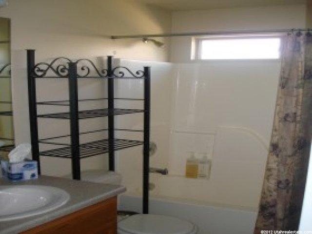 688 Orchard Dr, Bountiful, UT 84010 — photo 9