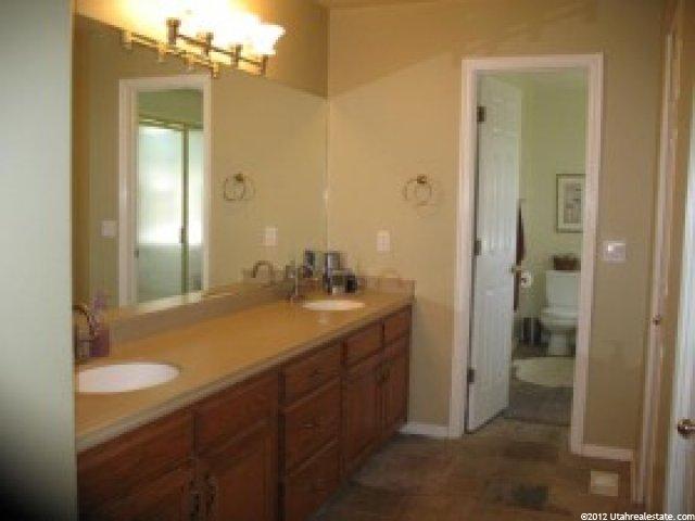 2396 E Kays Creek Dr, Layton, UT 84040 — photo 8