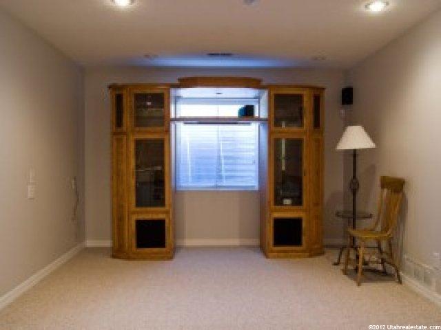 8151 S Miranda Ln, Sandy, UT 84093 — photo 6