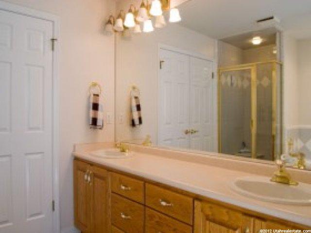 8151 S Miranda Ln, Sandy, UT 84093 — photo 9