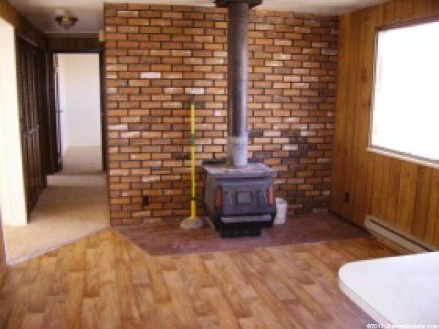 373 E 700 N, Roosevelt, UT 84066 — photo 2