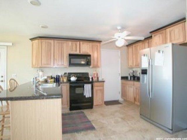 11974 Hidden Valey Dr, Sandy, UT 84092 — photo 3