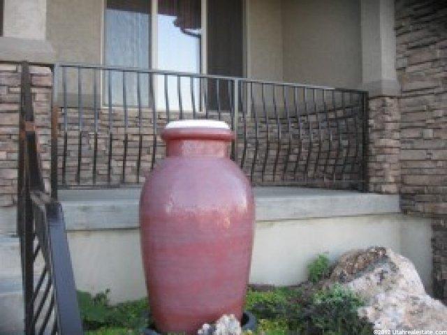 1423 N 3330 W, Clinton, UT 84015 — photo 3