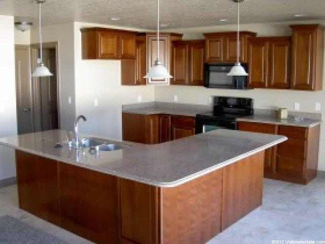 2352 S 1660 W, Syracuse, UT 84075 — photo 2