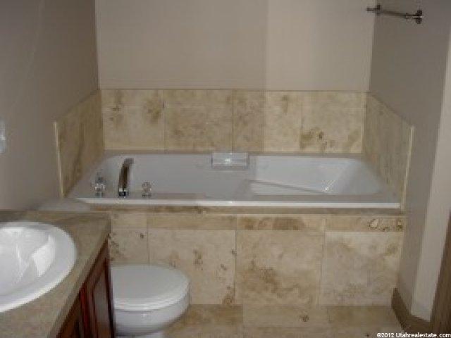 2352 S 1660 W, Syracuse, UT 84075 — photo 4