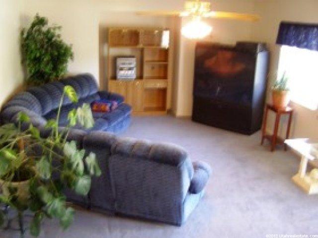5459 S 3375 W, Roy, UT 84067 — photo 12
