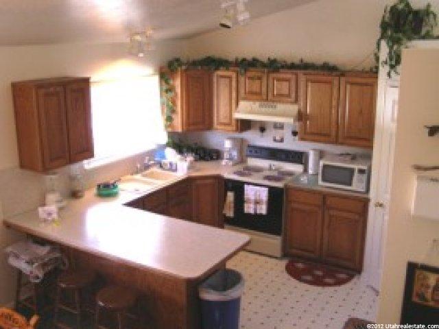 5459 S 3375 W, Roy, UT 84067 — photo 3