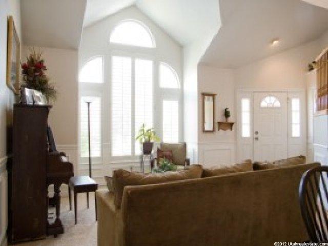 8066 Maio Dr, Sandy, UT 84093 — photo 2