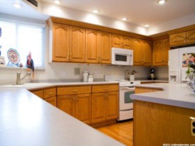 8066 Maio Dr, Sandy, UT 84093 — photo 7