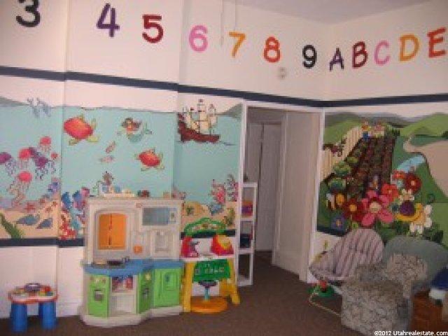 295 E 300 N, Logan, UT 84321 — photo 10